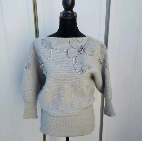C.prer-a-porte Paris Sweater Size 8 - Picture 2 of 10